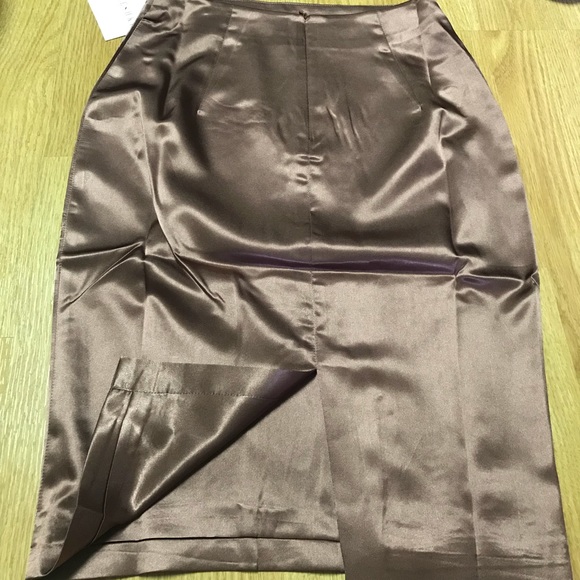 NWT Antonia Satin MIDI Skirt Chocolate size Small - Picture 3 of 7